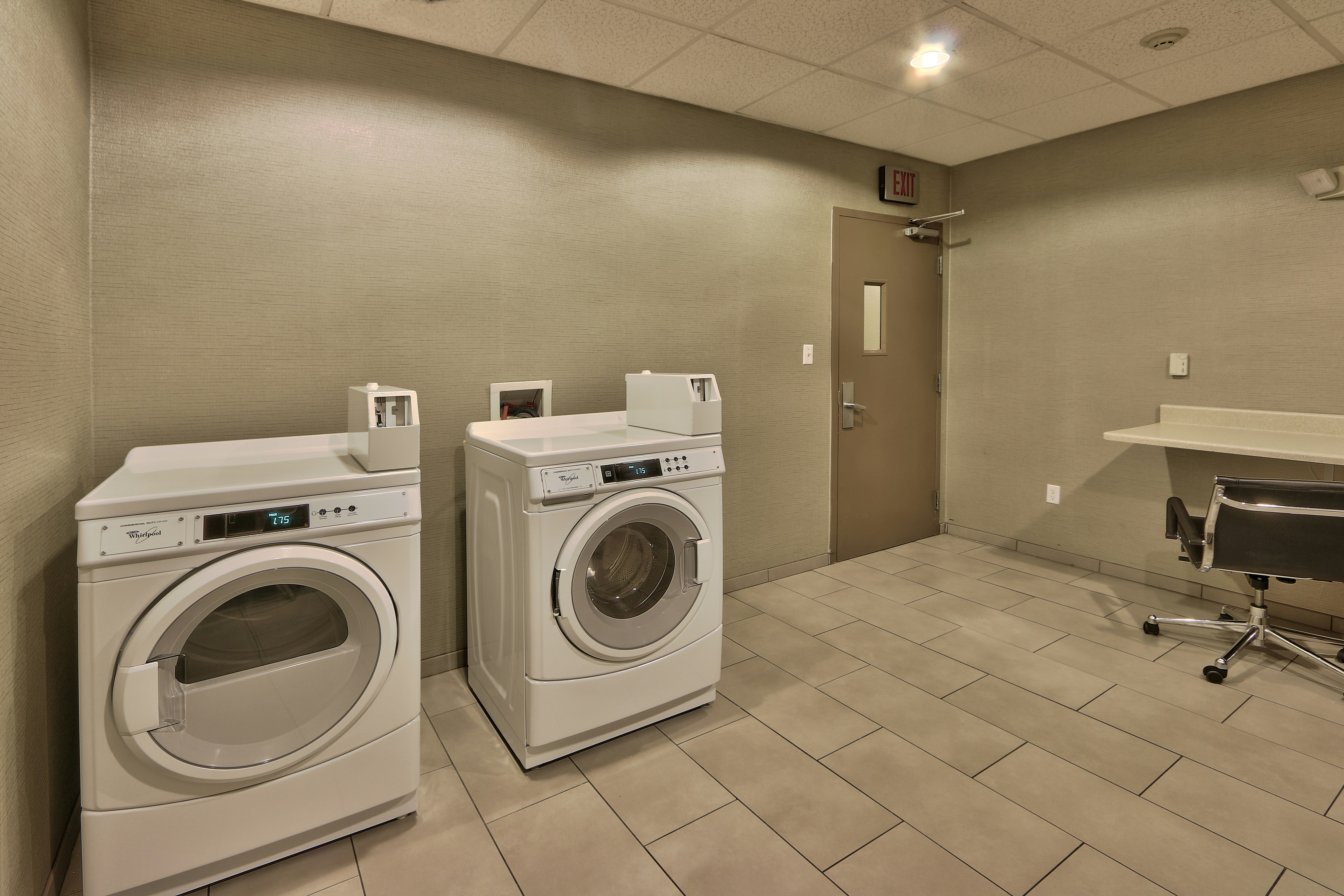 Holiday Inn & Suites Albuquerque-North I-25 30/48