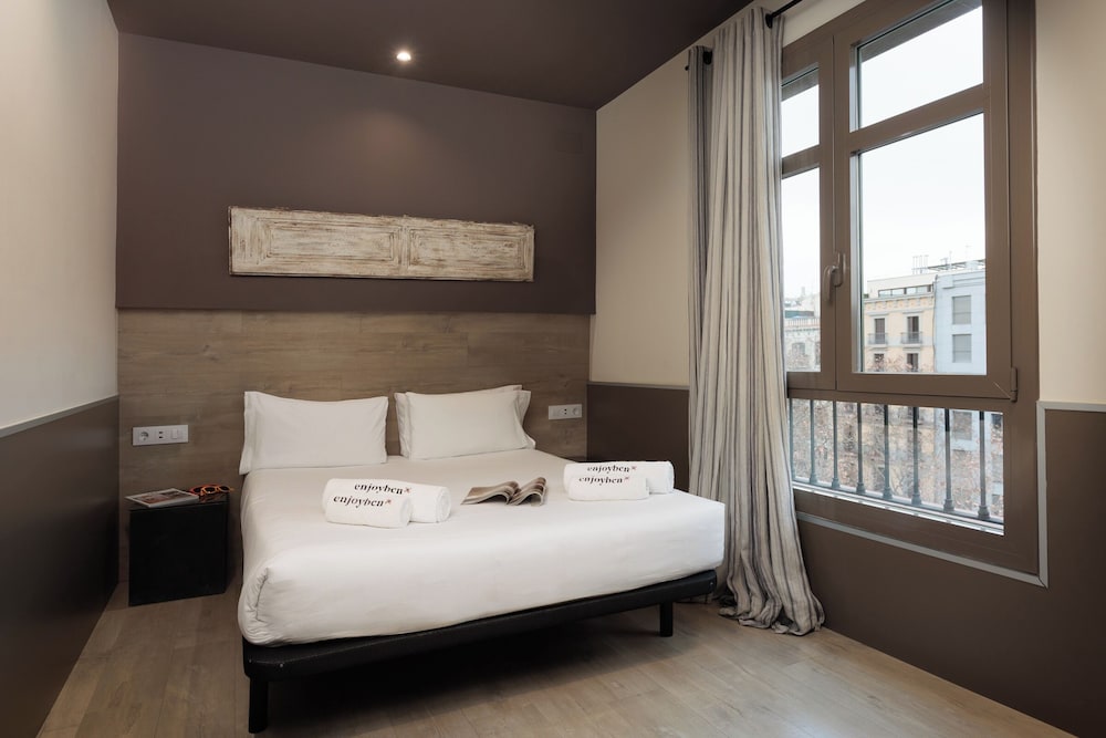 Enjoybcn Miro Apartments 17/50