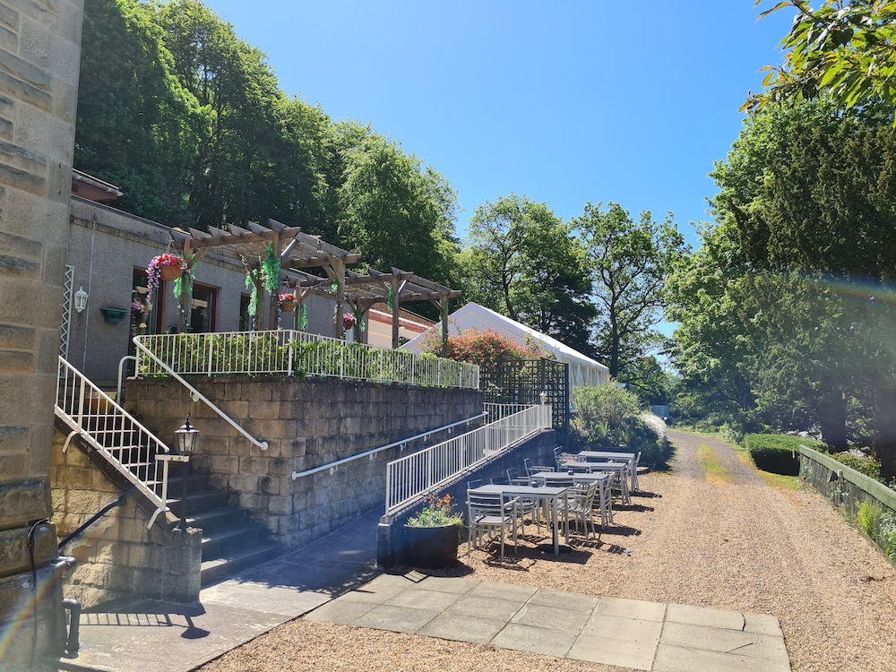 Mansfield House Hotel 71/73