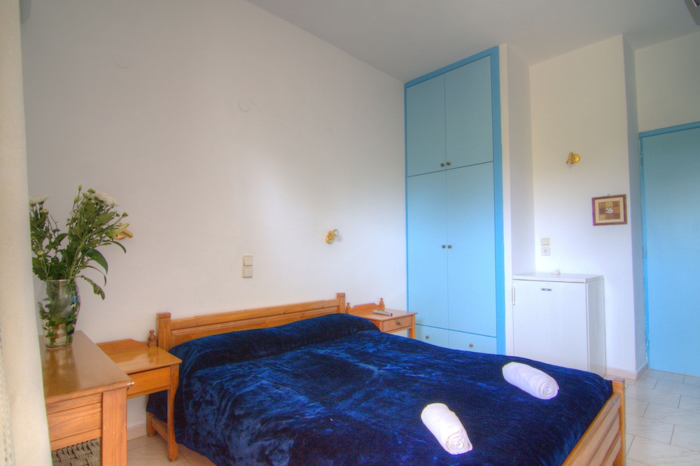 Sunrise Hotel and Apartments Rodakino 35/73