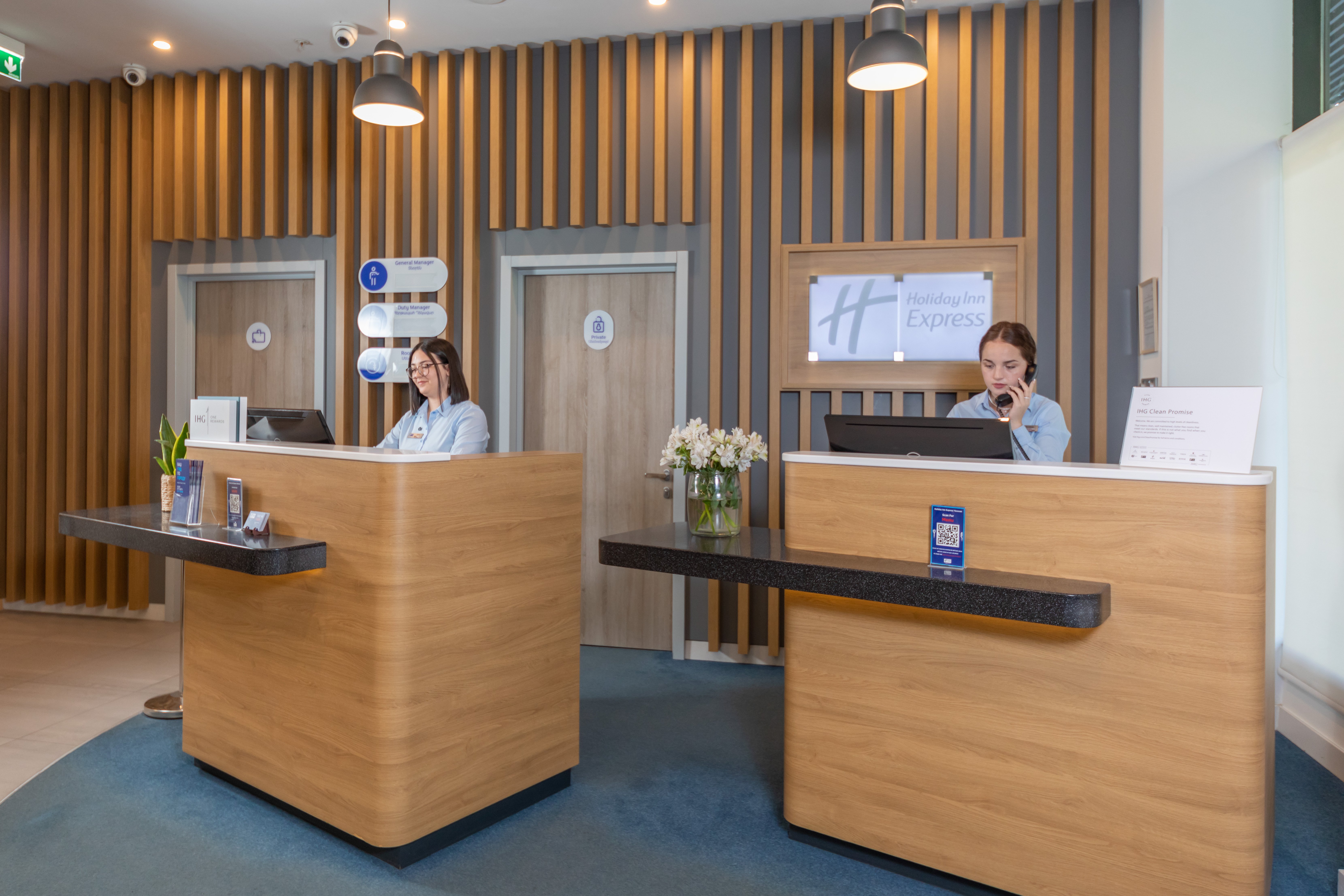 Holiday Inn Express Yerevan 10/81