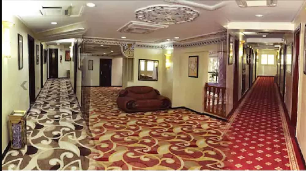 HOTEL VILLE DES ROSES 7/29
