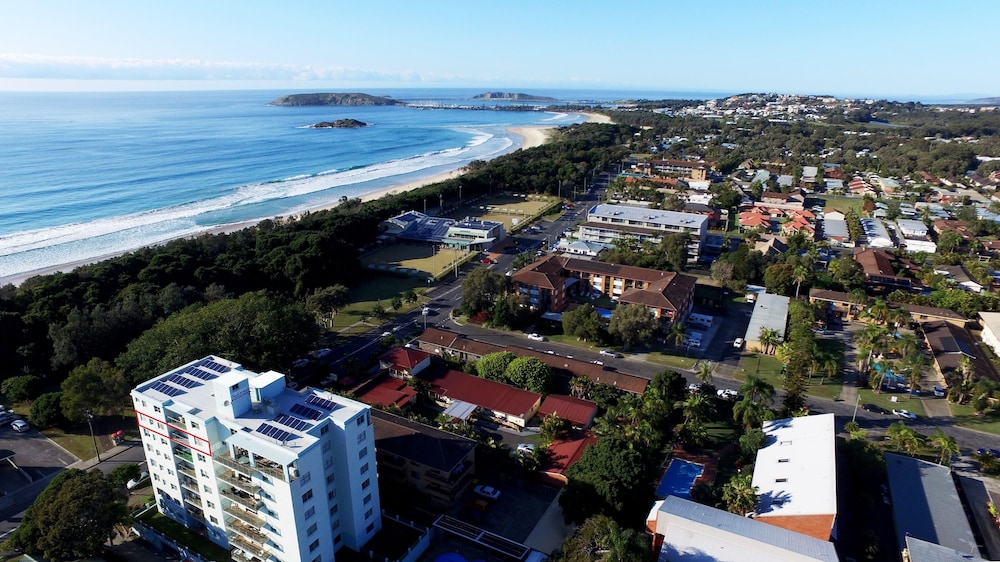Tradewinds Apartments 42/50