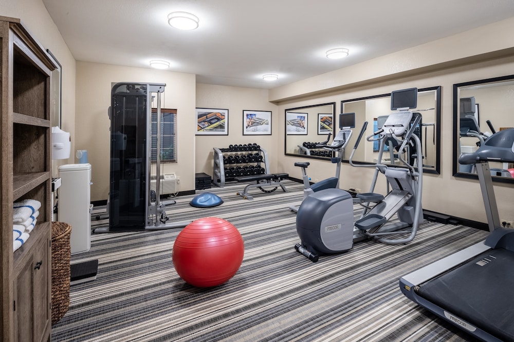 Candlewood Suites Windsor Locks Bradley Arpt 28/56