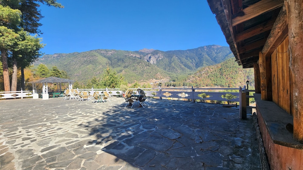 Tiger Nest Resort 44/50