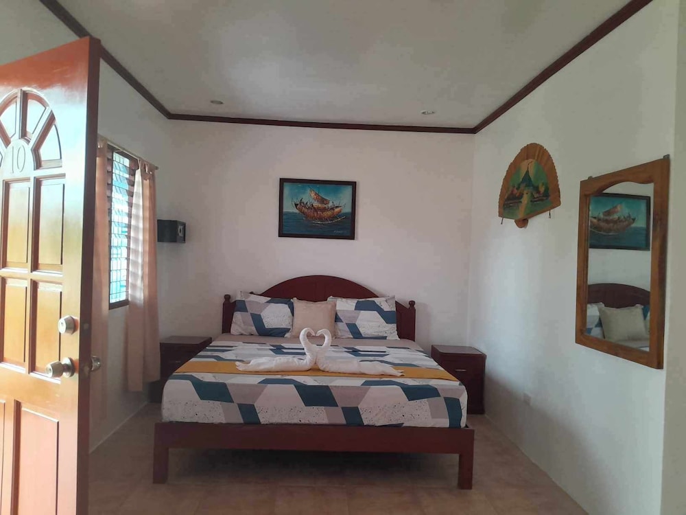 ROOM, KITCHEN