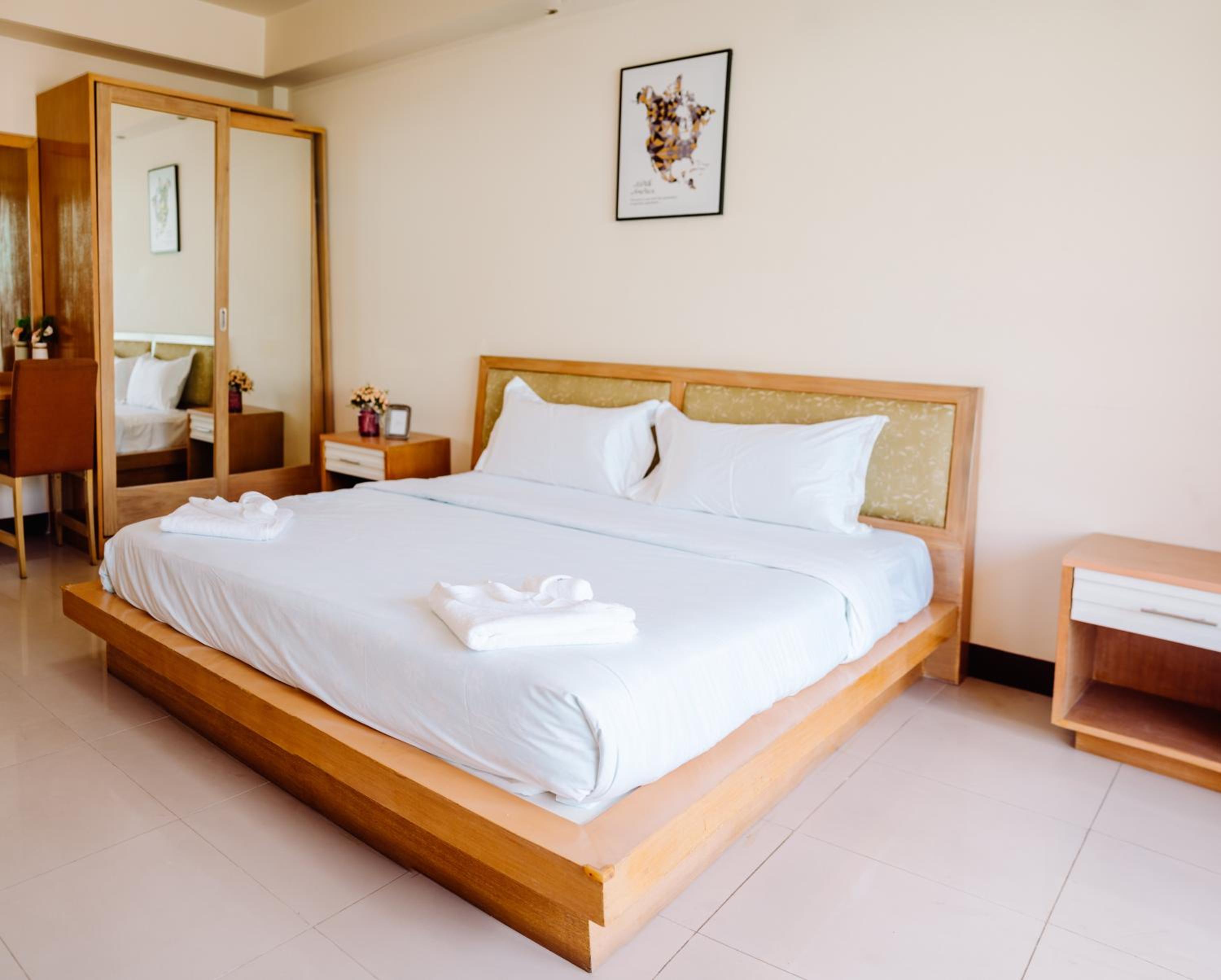 Patong Beach Side Hotel 18/50
