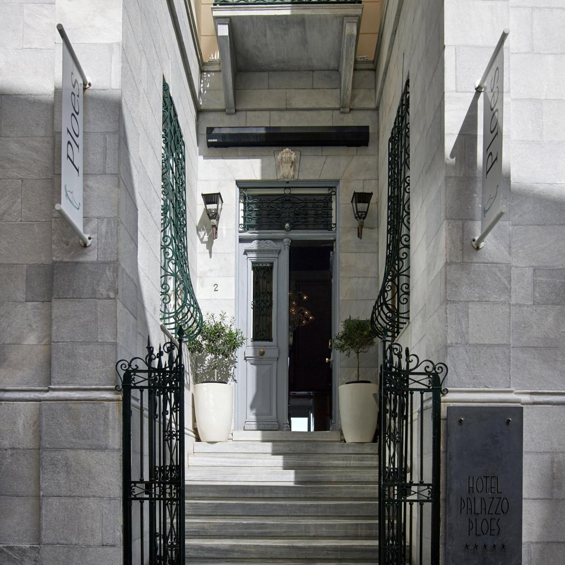 Hotel Ploes 5/50