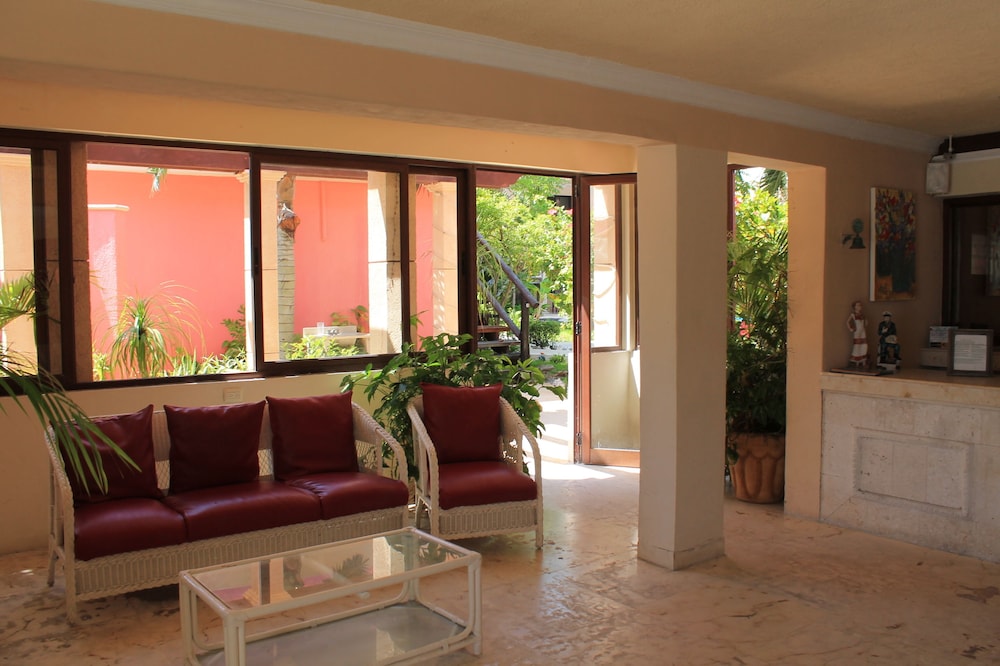 Hotel Cabanas Maria del Mar 18/43