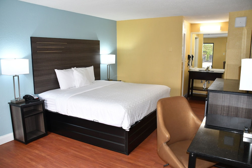Baymont By Wyndham Macon I-75 16/27