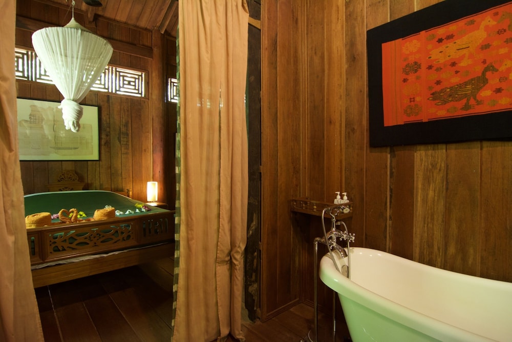 Rajabori Villas 48/50