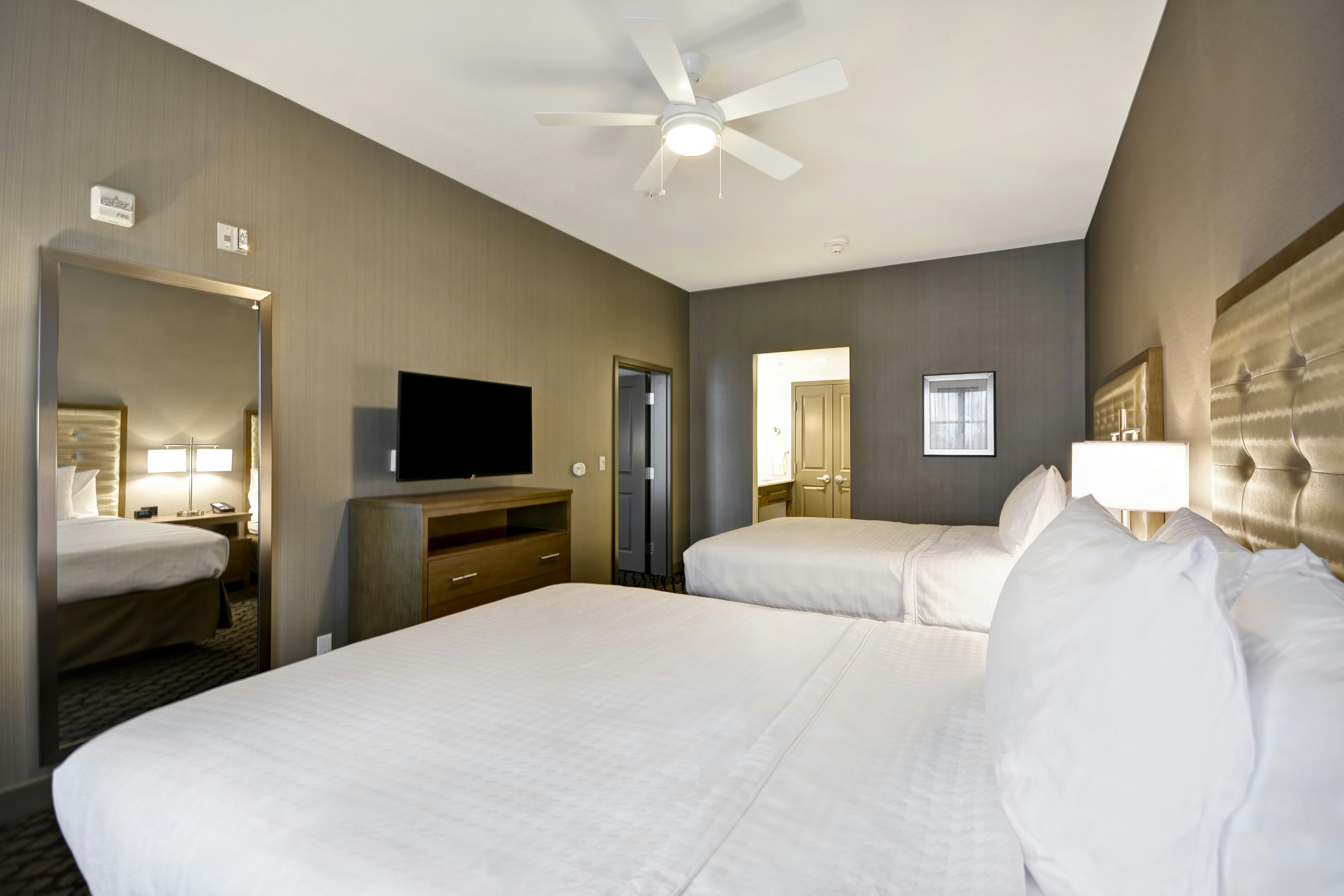 Homewood Suites by Hilton Warren Detroit 11/57