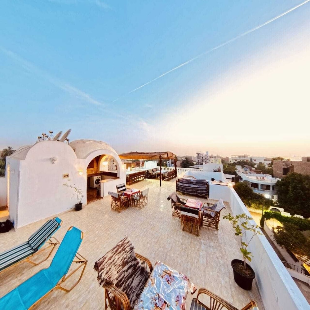 Gold Ibis Hotel 40/50