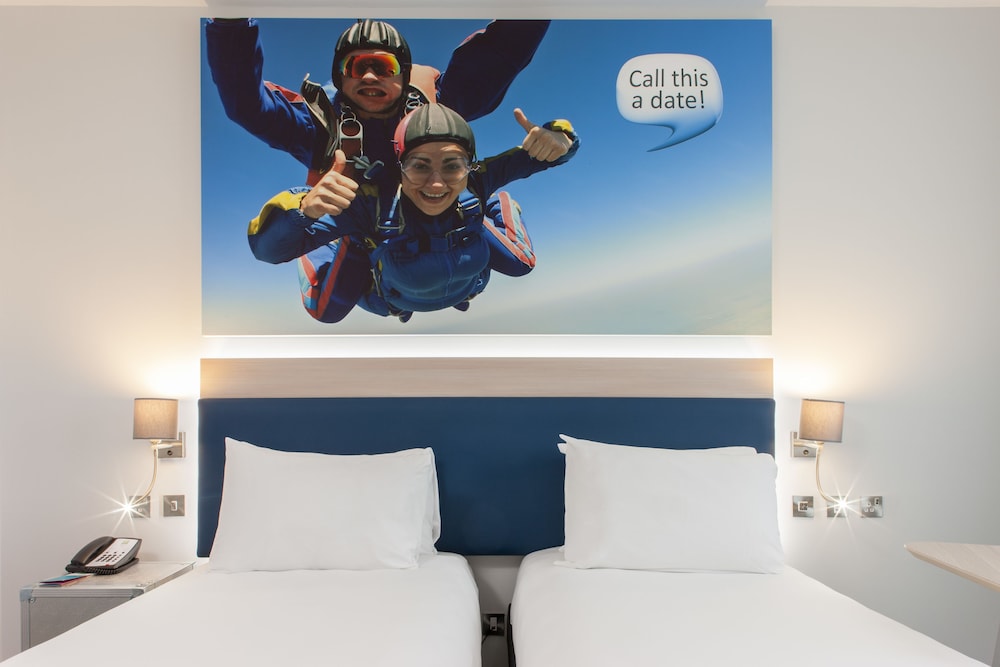 ibis Styles London Heathrow Airport 10/72