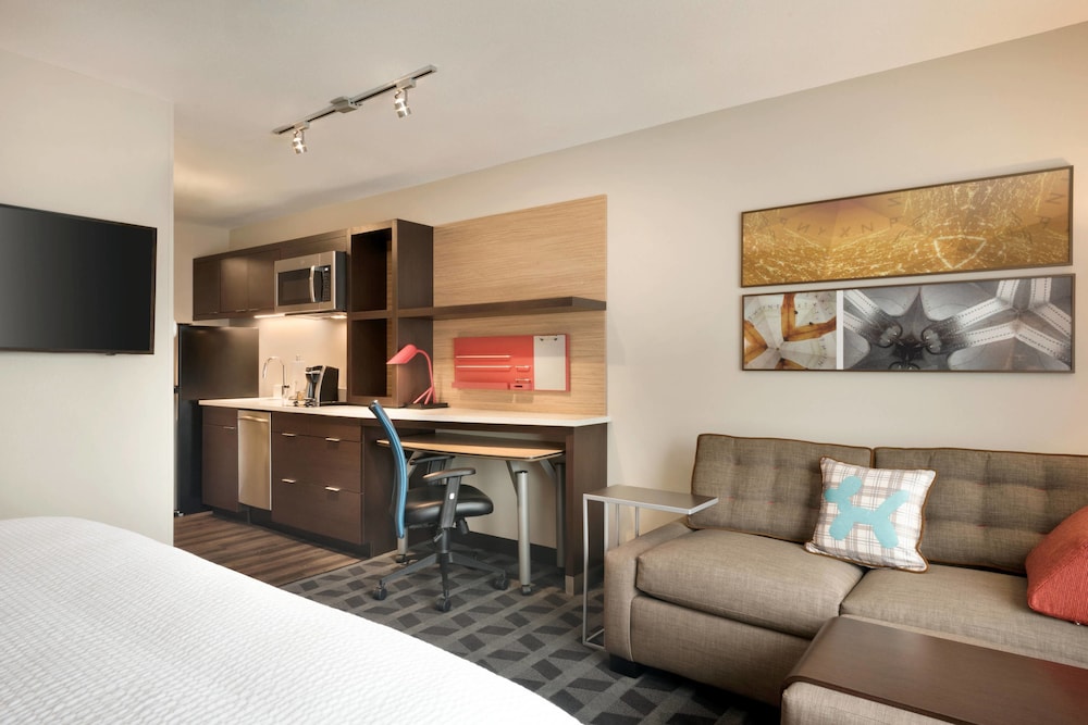 TownePlace Suites by Marriott Minooka 34/45