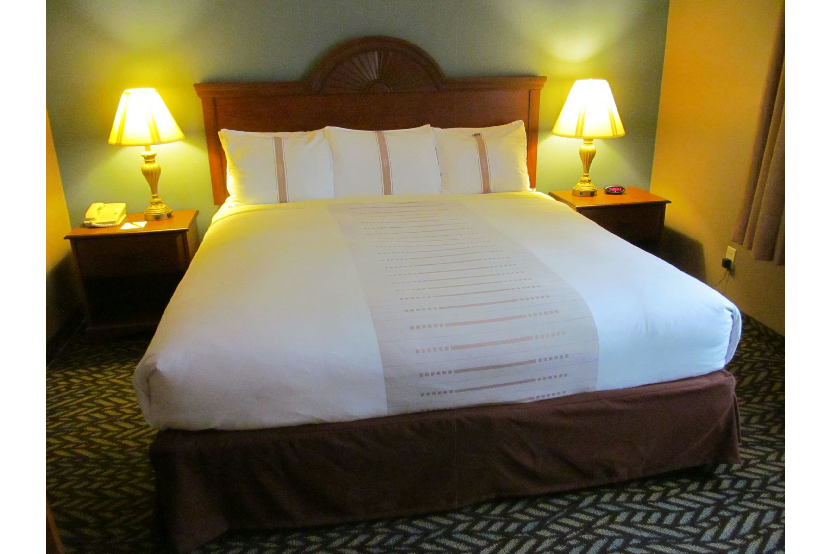Fireside Inn & Suites 63/88