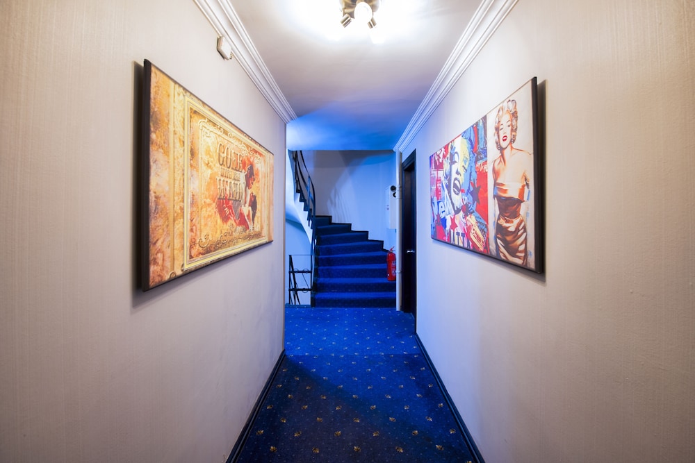 Kozan City Hotel 36/70