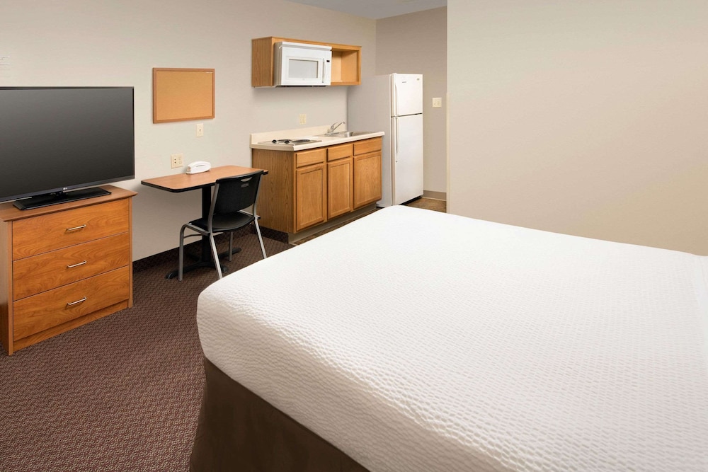 WoodSpring Suites Lexington Southeast 12/36