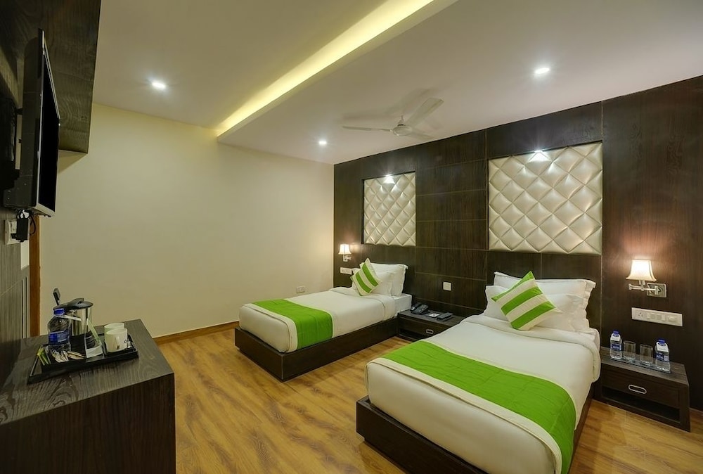 Hotel Di-Arch Lucknow 18/50