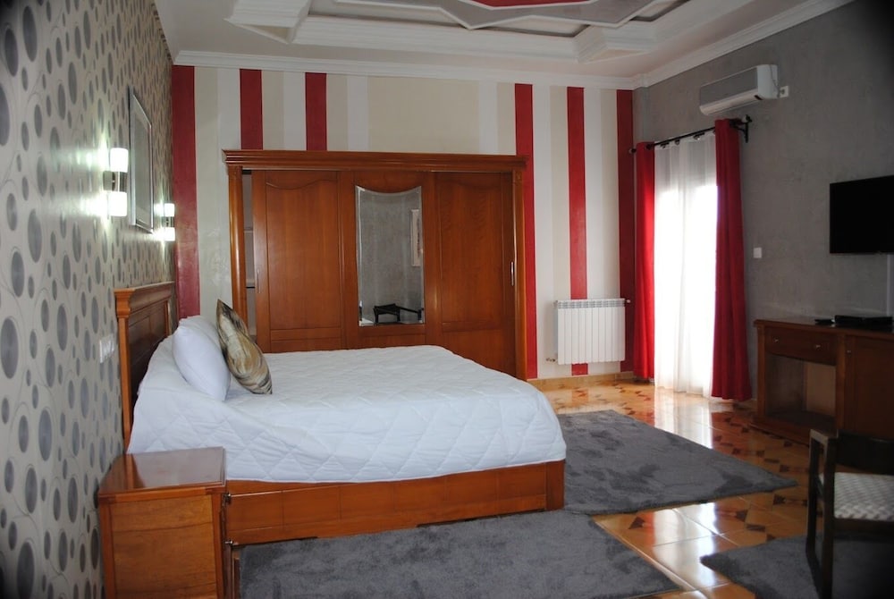 Hotel Maraval Oran 18/50