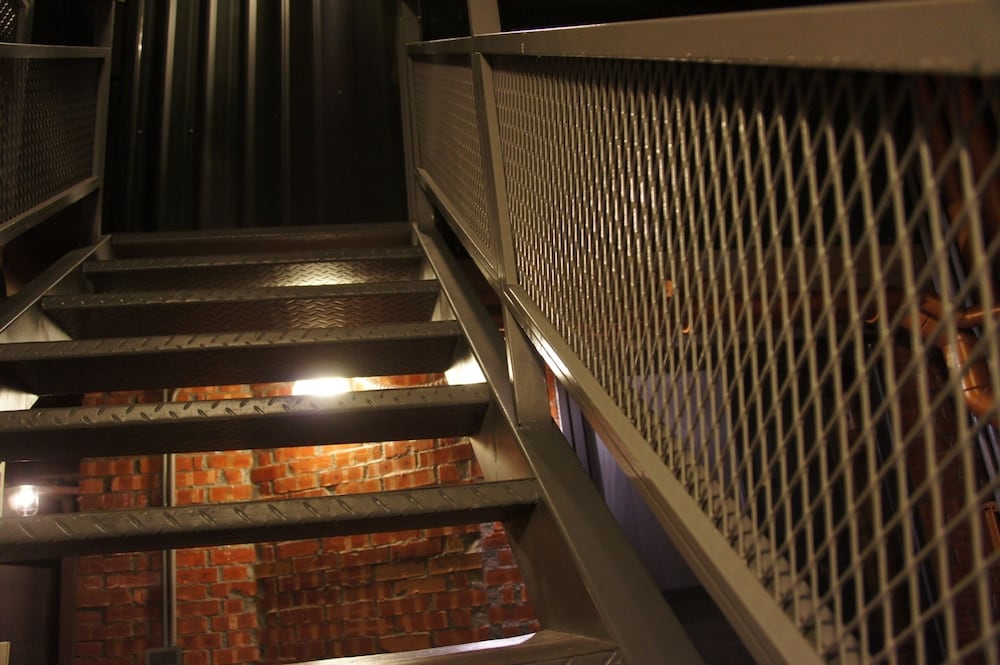The Brick 9/75