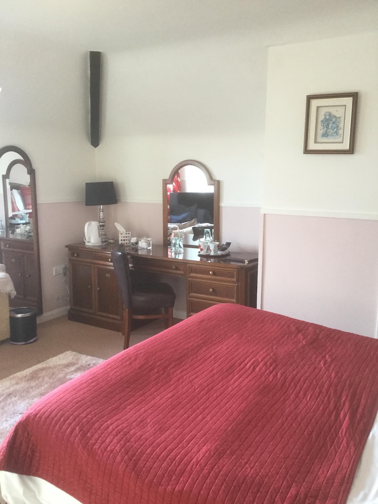 The Aldwick Bed and Breakfast 5/22