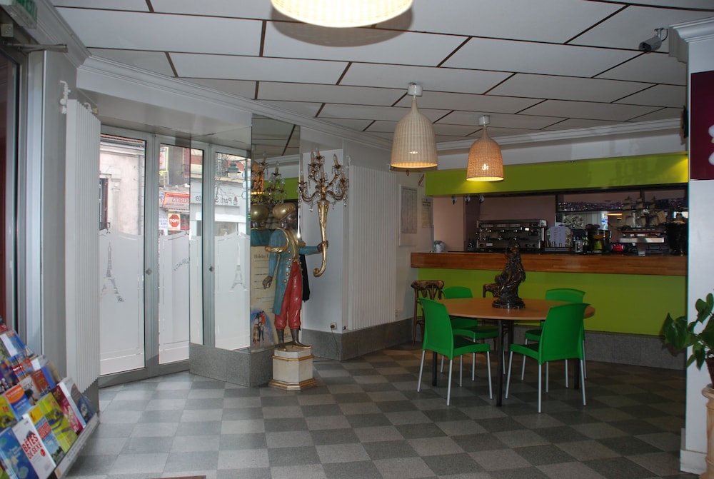 RESIDENCE DE LA TOUR 7/53