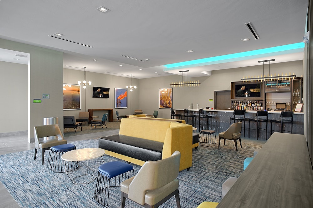 La Quinta Inn & Suites by Wyndham Texas City I 45 42/59