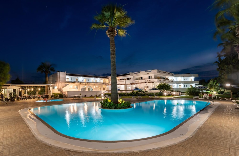Sabina Hotel 51/53