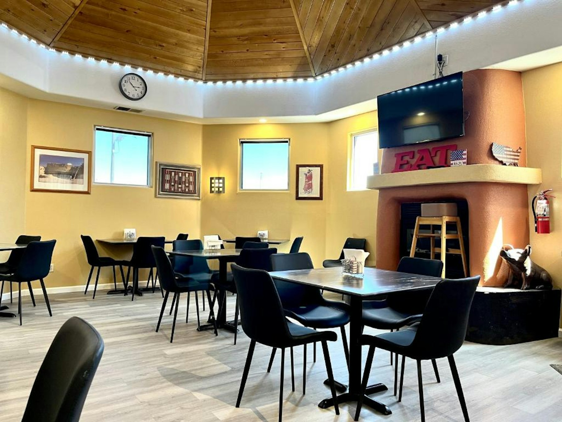 Brentwood Inn and Garden 37/47