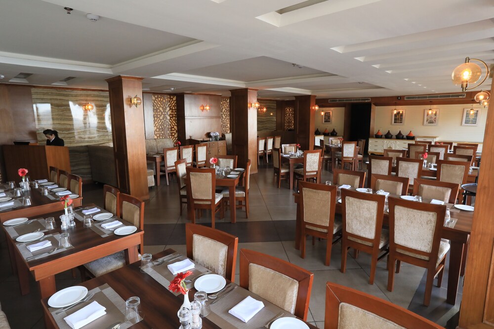 Deventure Shimla Hills 36/50
