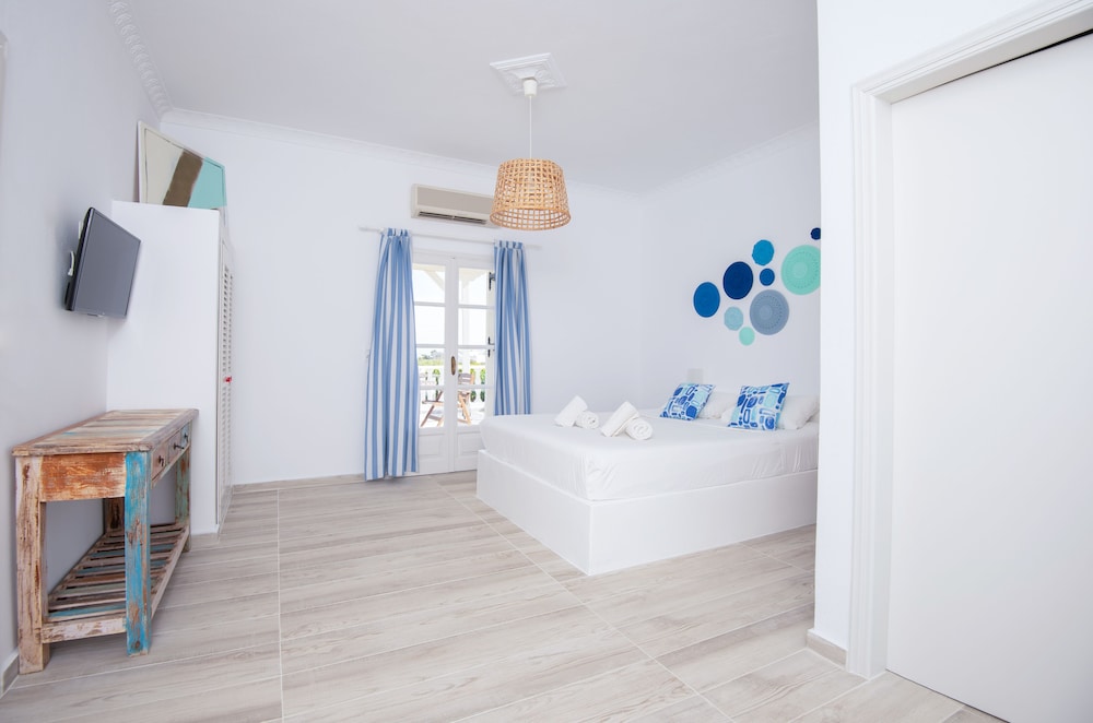 Villa Markezinis 13/48