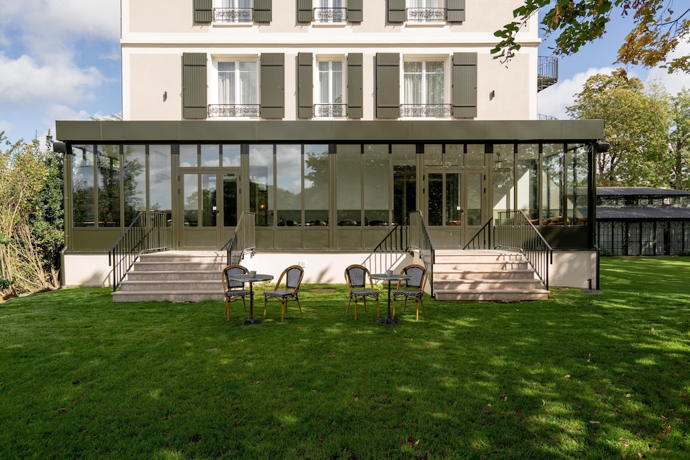 Villa Edmond Hotel & Spa 38/42