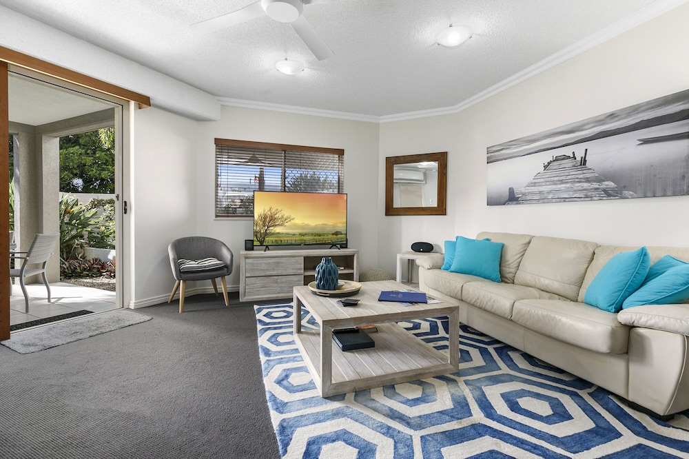 Raffles Mooloolaba 32/70