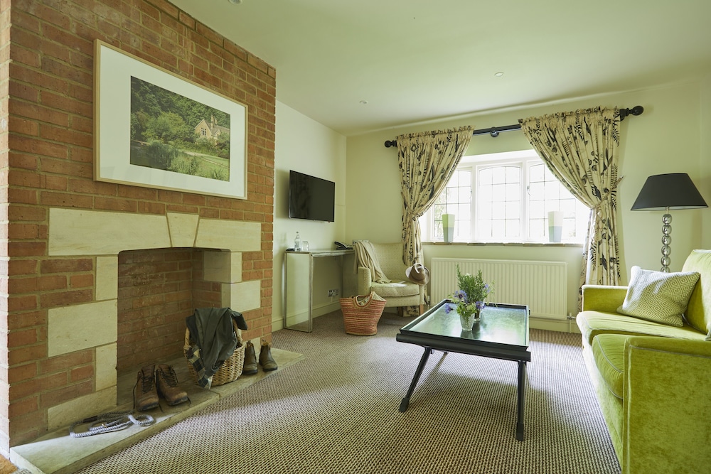 The Slaughters Country Inn 47/57