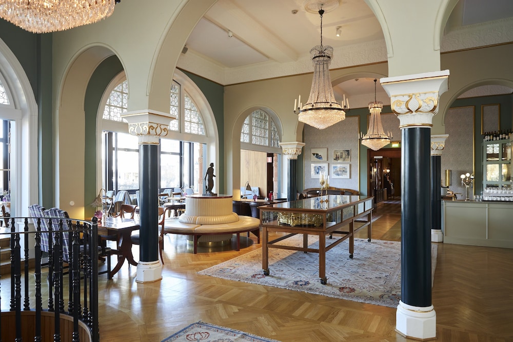 Grand Hotel - Lund 38/54