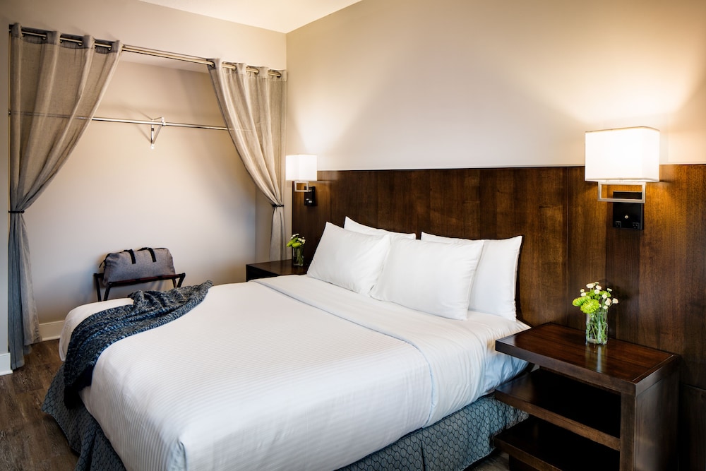 Watt Hotel Rahway, Tapestry Collection by Hilton 13/69