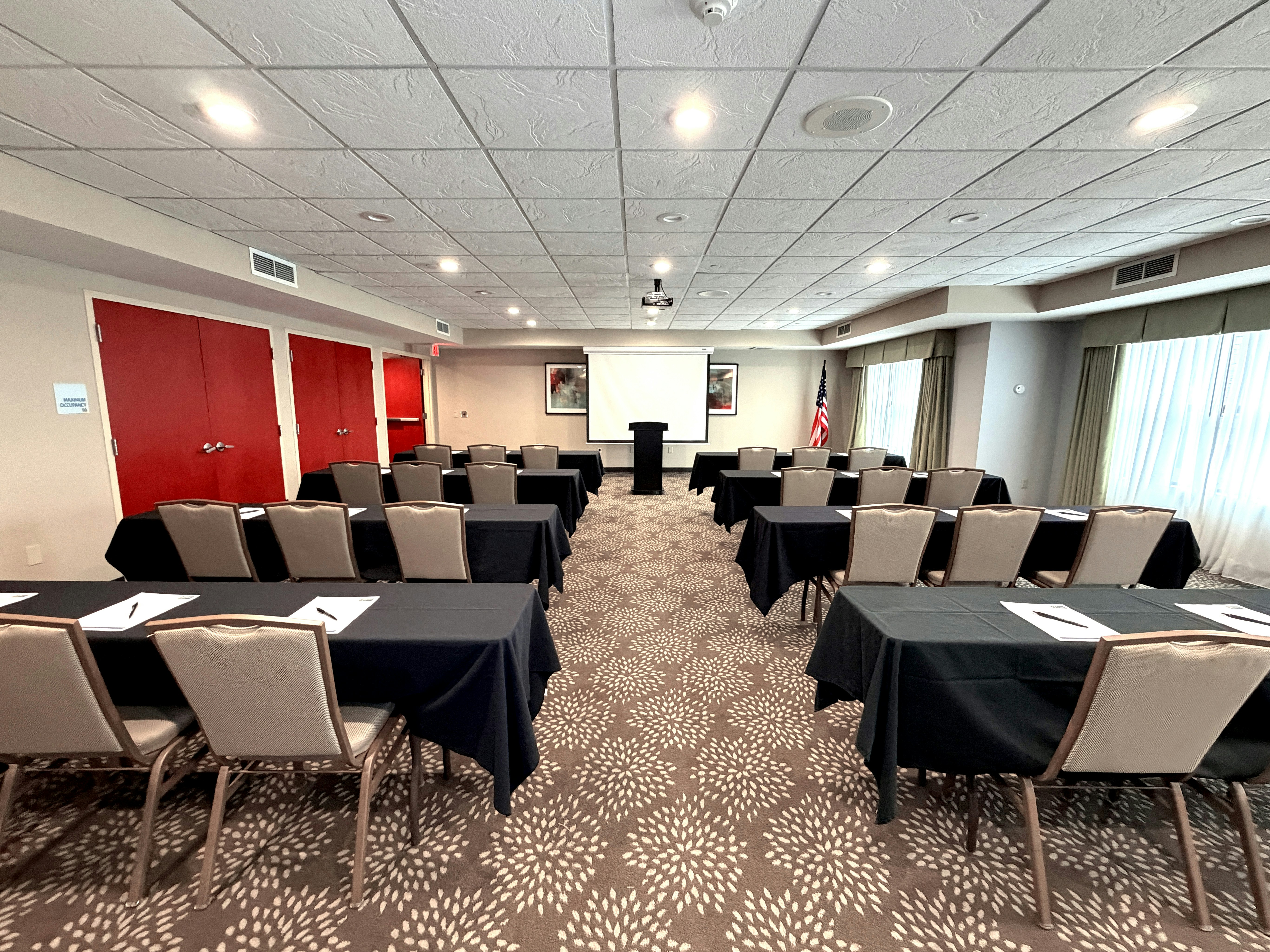 Holiday Inn Express Hotel And Suites Olathe North 45/52