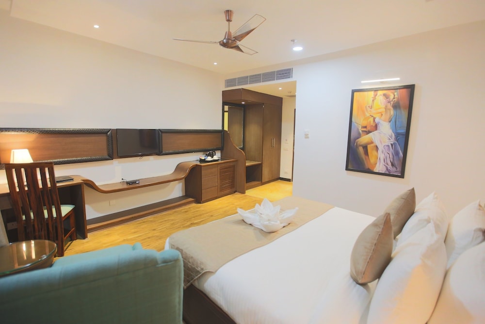 Ana Clarks Inn Panchkula 24/60