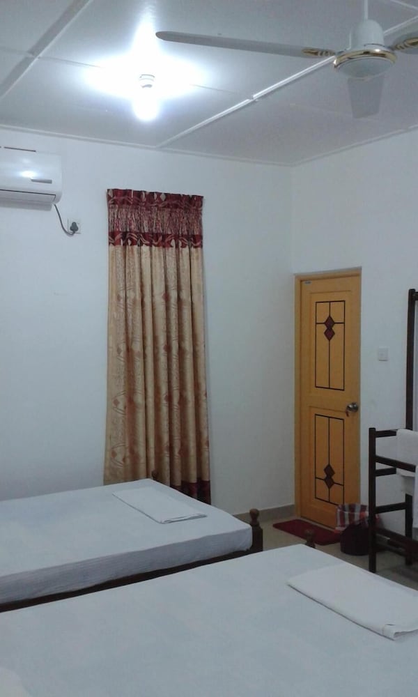 Sea Zone Hotel Nilaveli 20/49