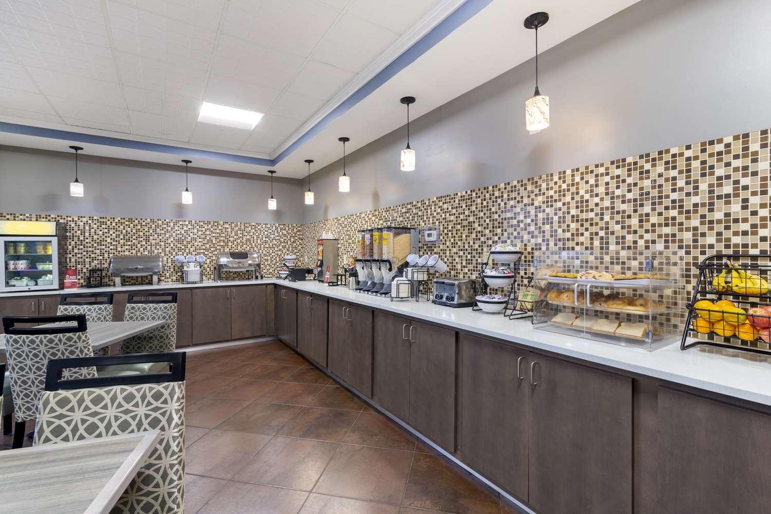 Best Western Savannah Airport Inn & Suites 2/23