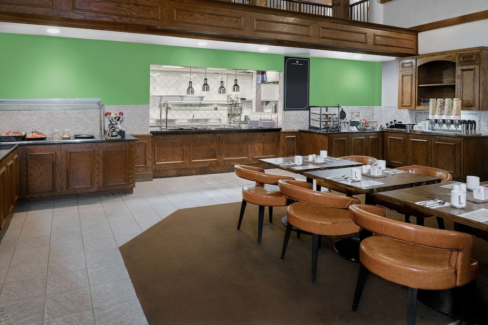 Hilton Garden Inn San Antonio Airport Hotel 36/59