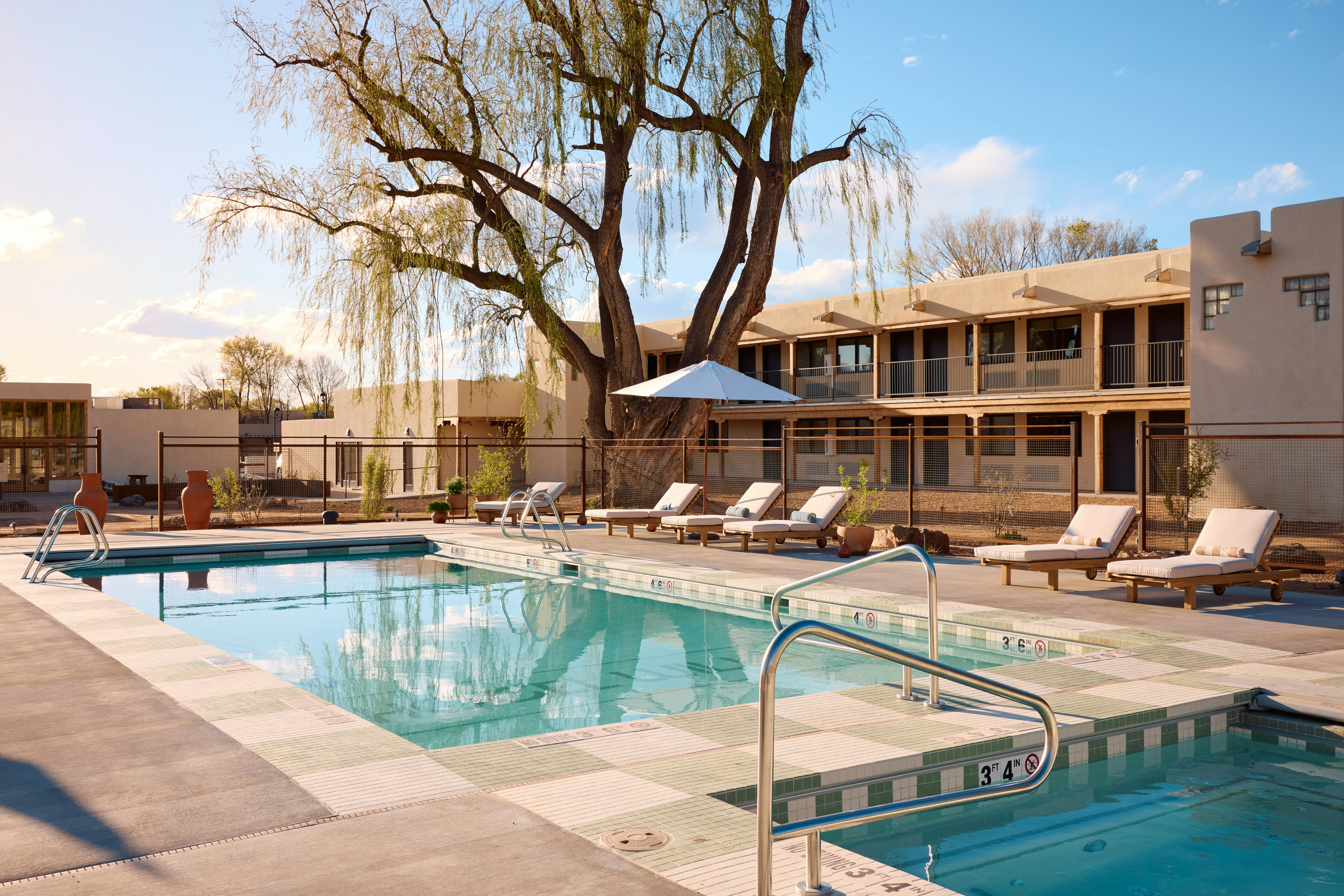 Indian Hills Inn Taos Plaza 22/24