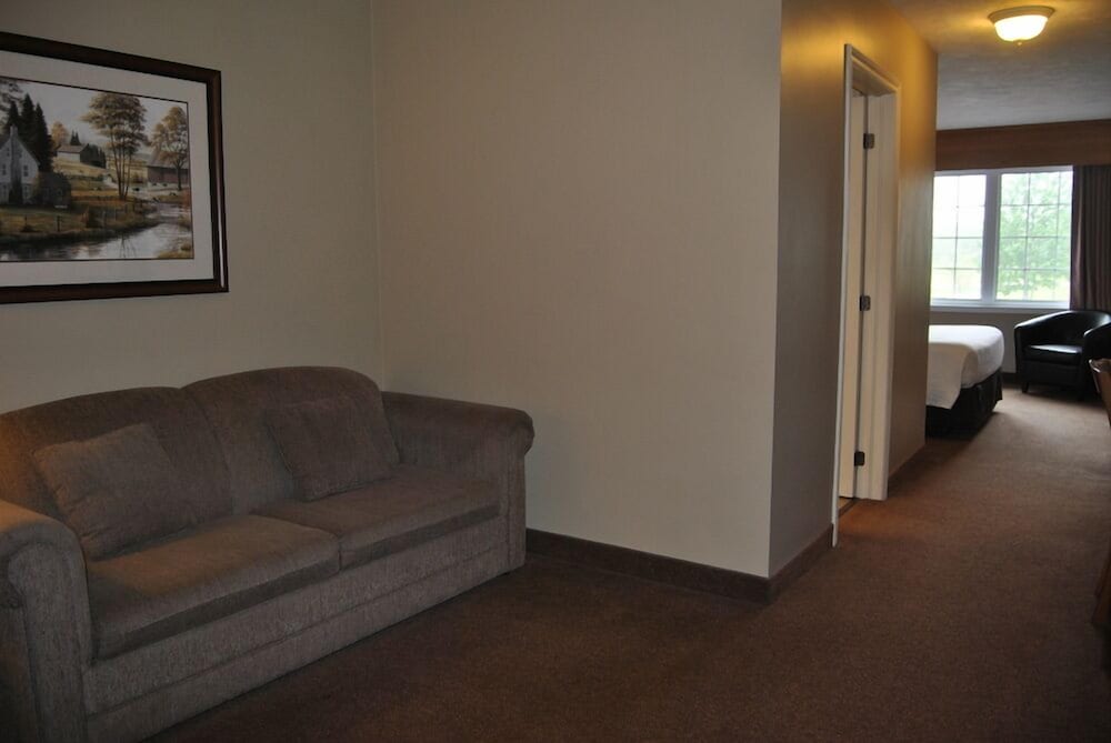 Auberge Bouctouche Inn & Suites 33/49