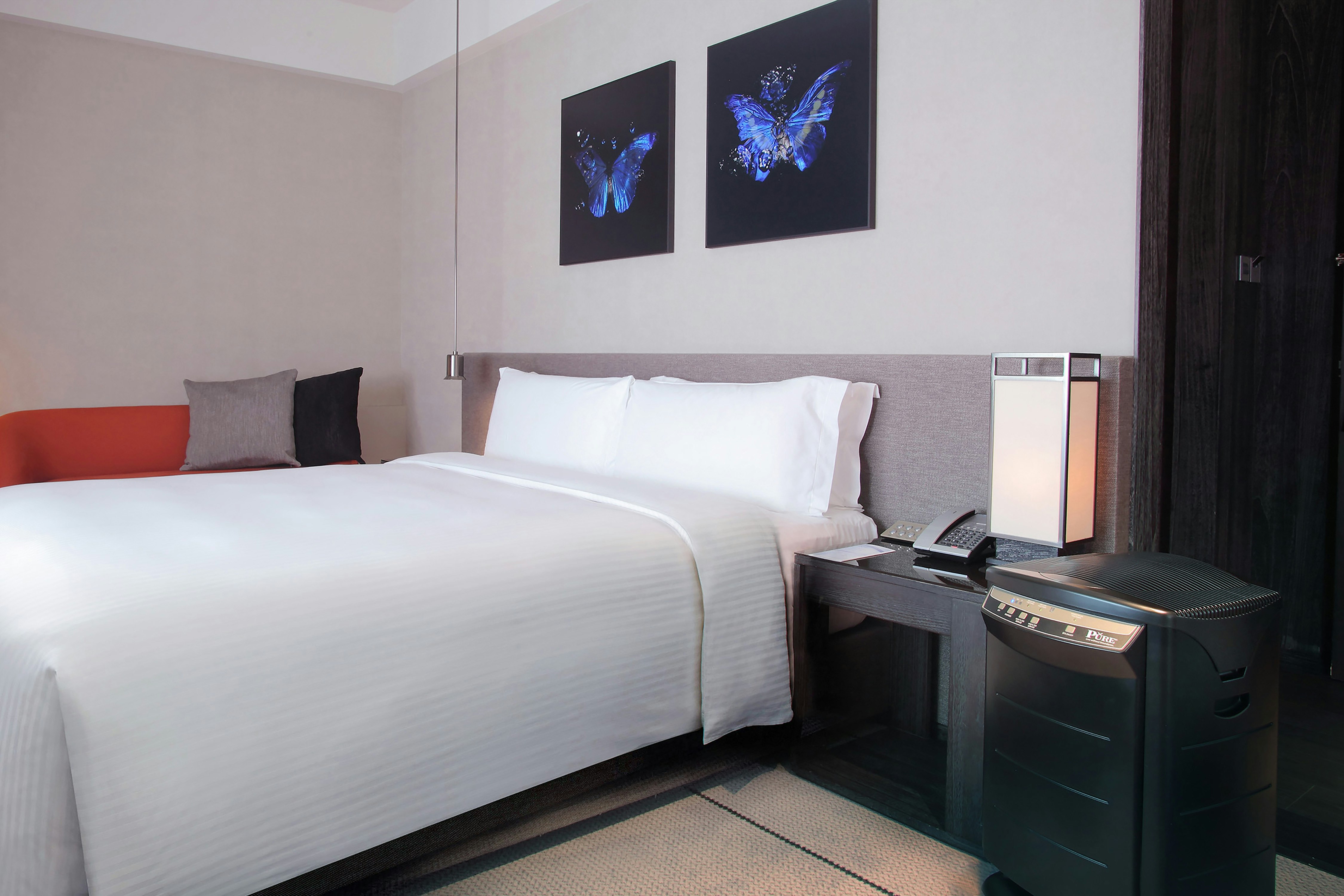 Humble House Taipei, Curio Collection by Hilton 8/36