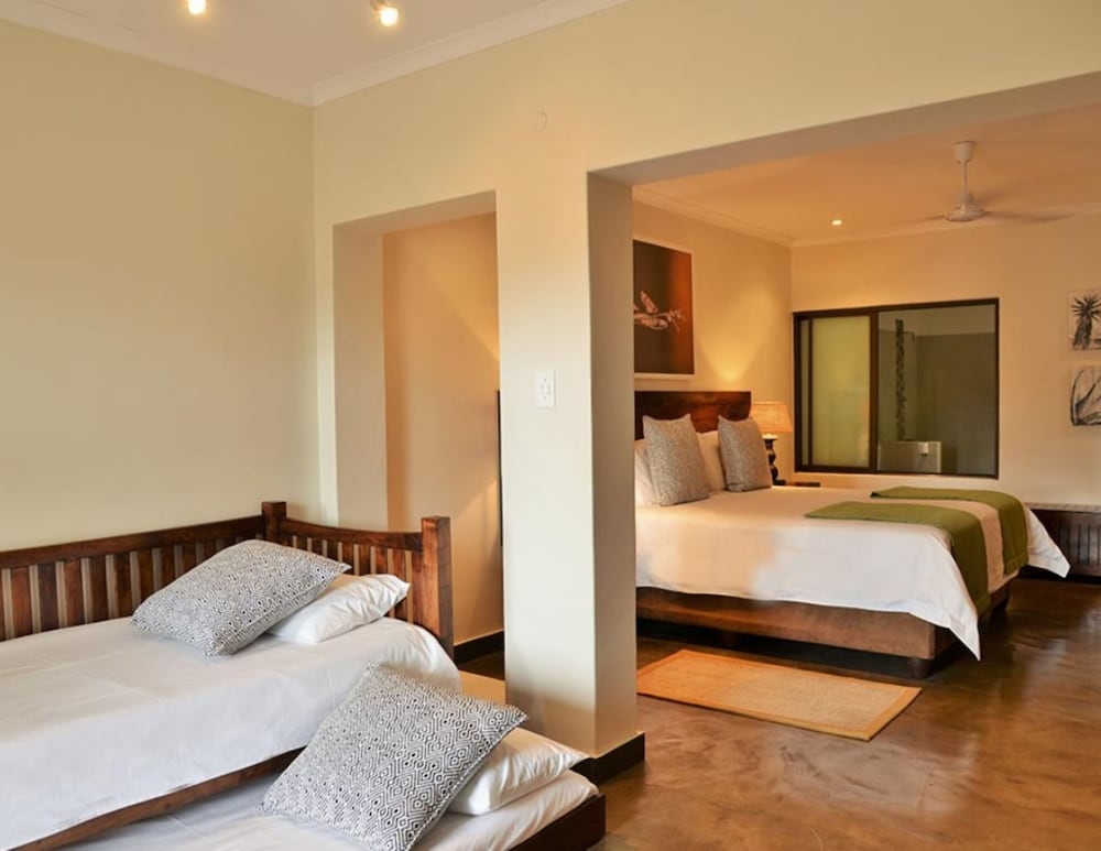 Bushveld Terrace Hotel On Kruger 10/50
