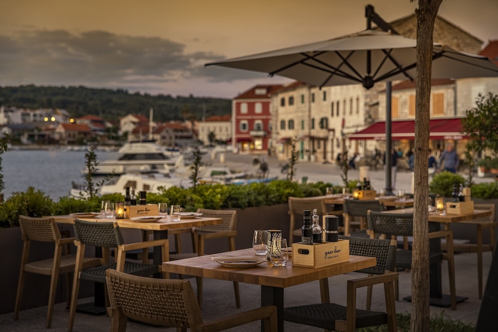 [PLACES] Hvar by Valamar 42/65