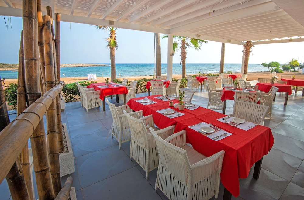 Dome Beach Marina Hotel and Resort 31/46