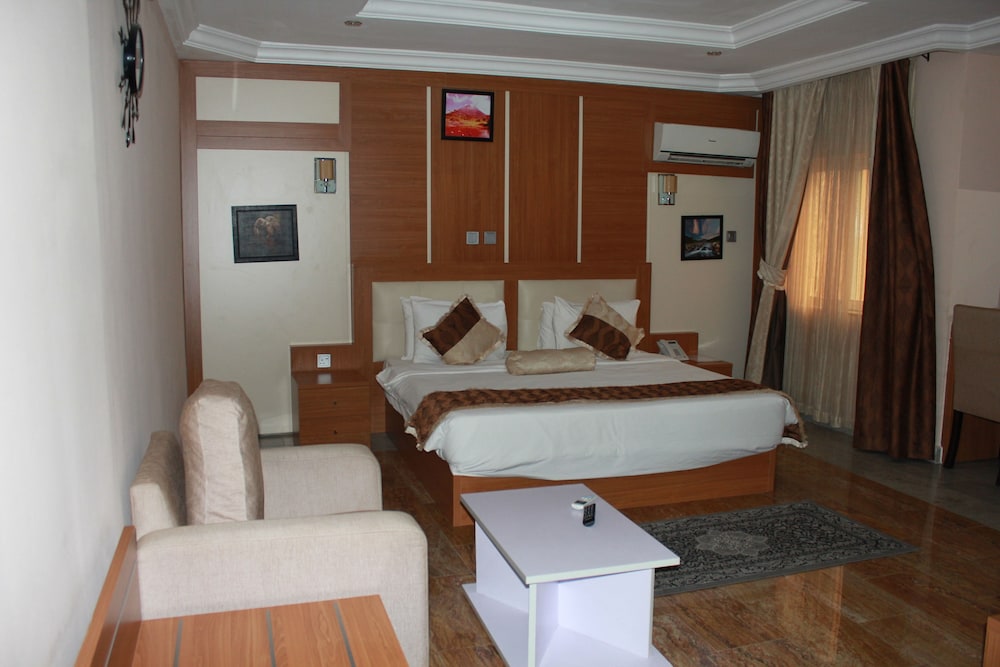 Grand Cubana Hotels 15/45