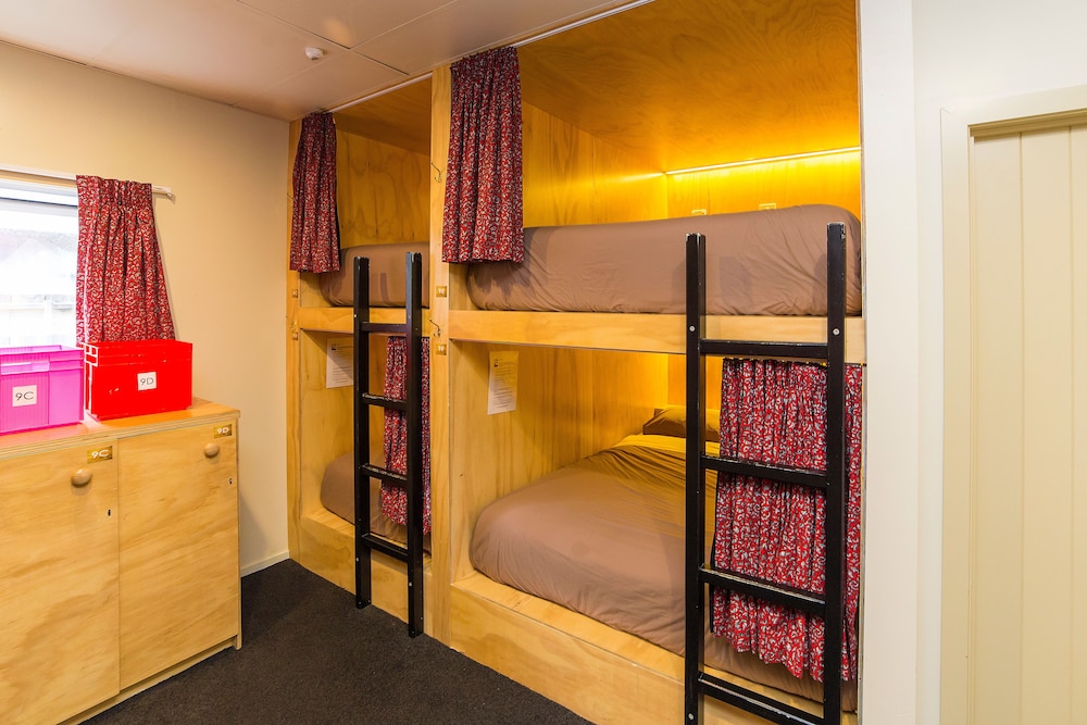 Tahuna Pod Hostel 43/50